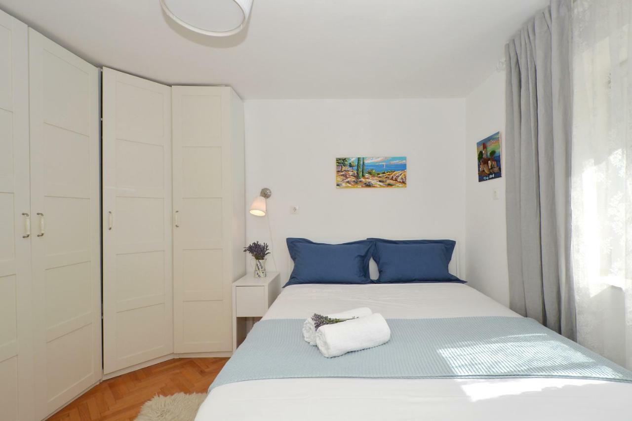 Bora Bora * Kastela